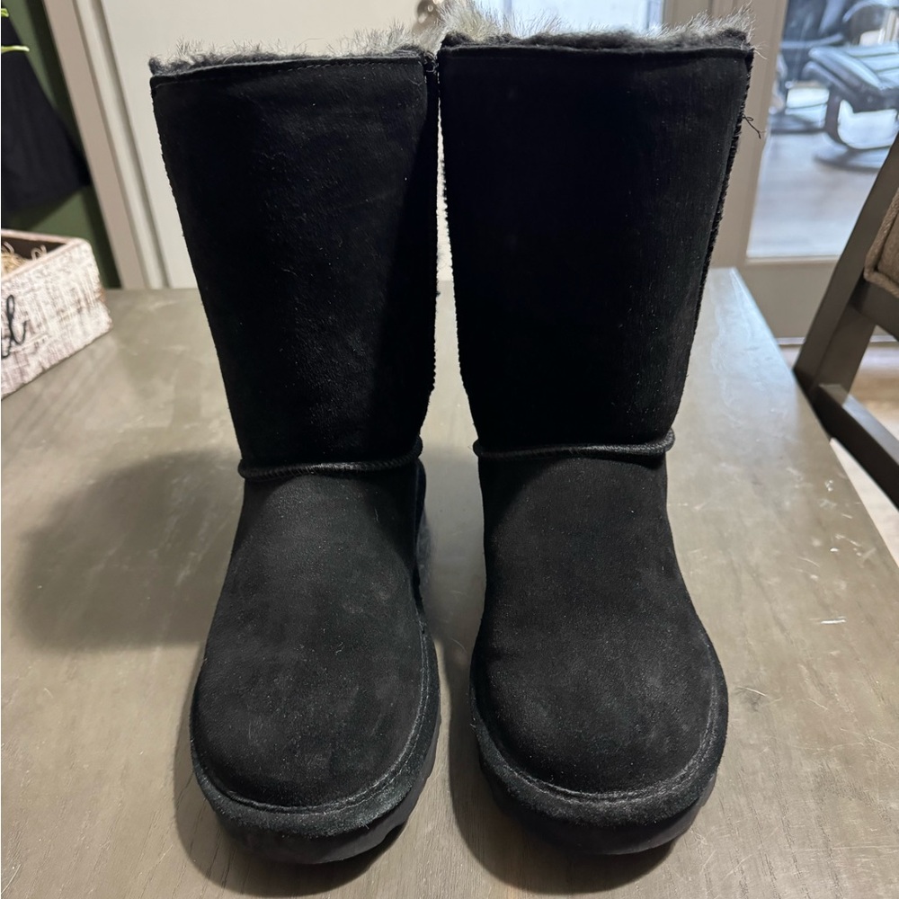 Bear paw boots size 10